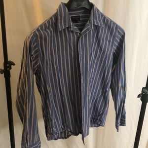 American eagle button up